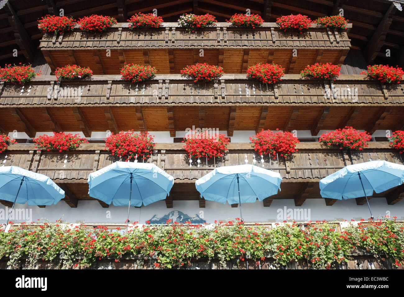 Wooden gallery hires stock photography and images Alamy