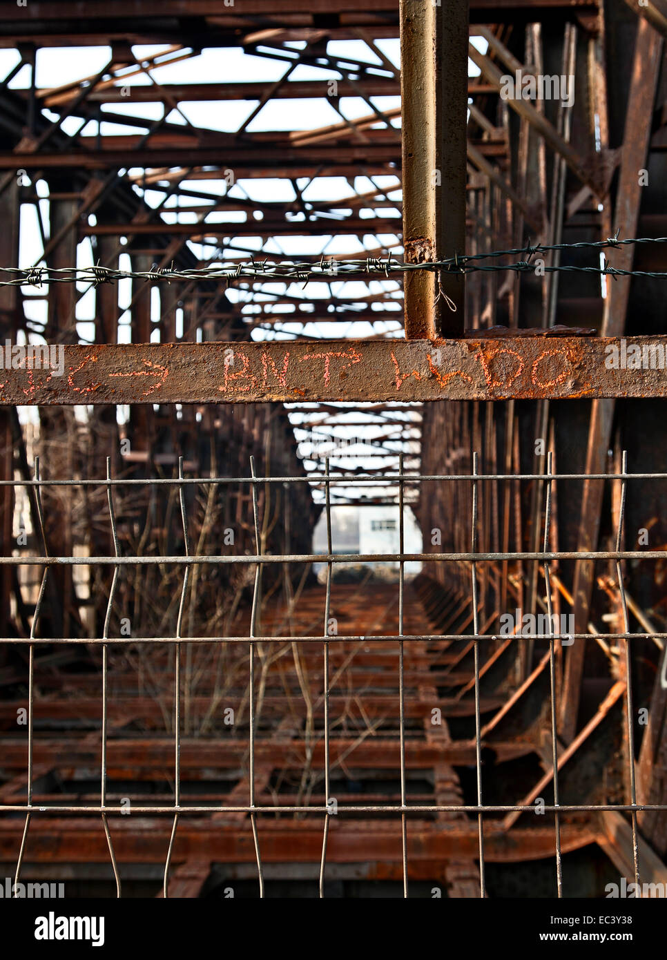 old and rusted railroad bridge Stock Photo - Alamy