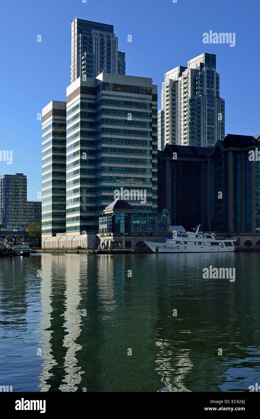 Wyndham House, 189 Marsh Wall, West India Dock, South Dock, Canary Wharf Estate, Isle of Dogs, Docklands, London E14, United Kin Stock Photo