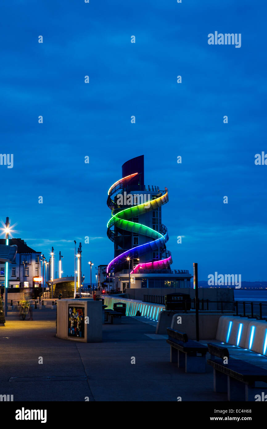 The Beacon, Esplanade Feature, Redcar Stock Photo Alamy
