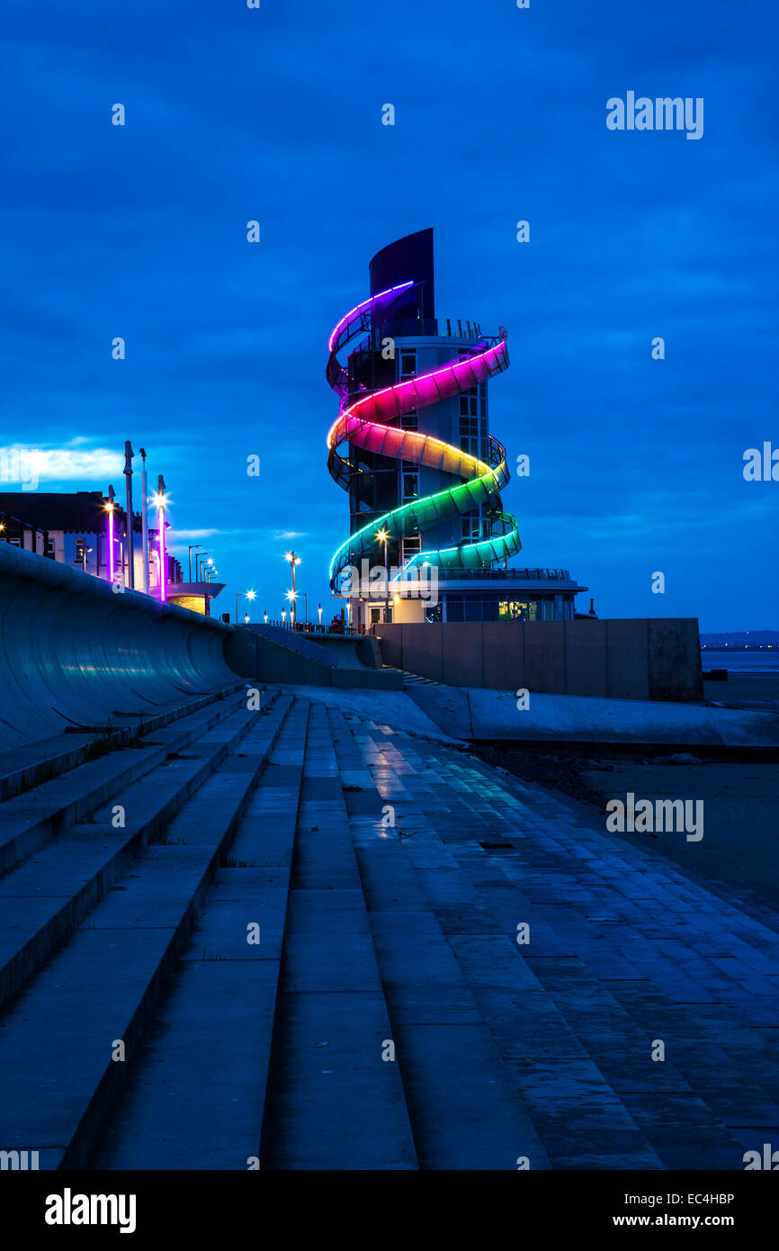 The Beacon, Esplanade Feature, Redcar Stock Photo Alamy