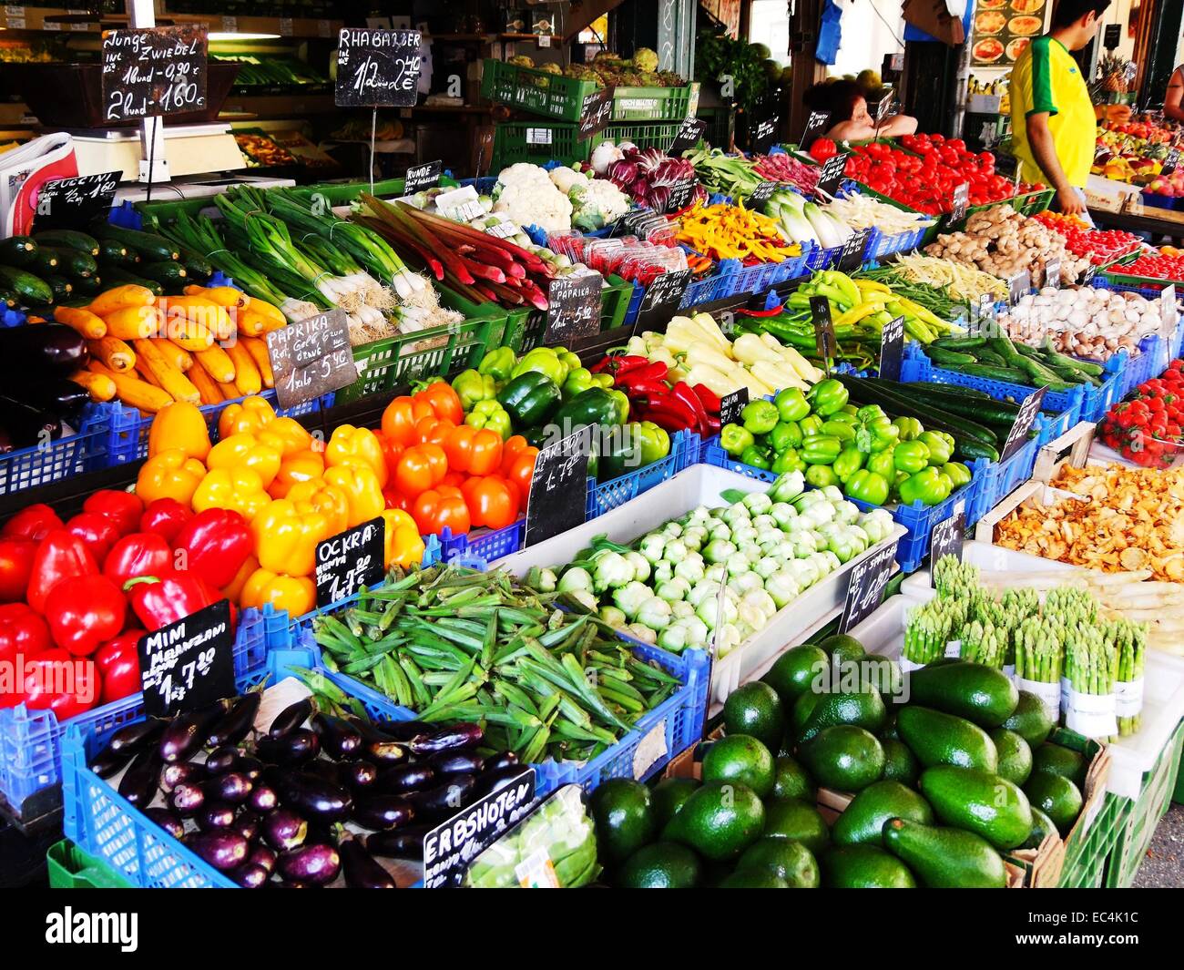 Fruit and vegetable sales at the Naschmarkt Stock Photo Alamy