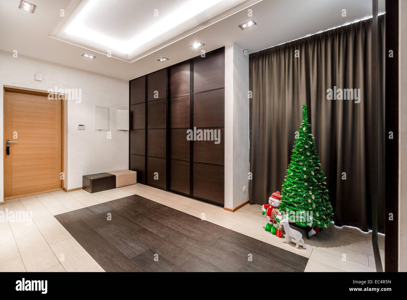 Interior modern house christmas tree hires stock photography and