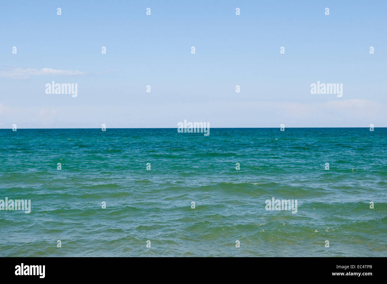 Empty sea horizon hi-res stock photography and images - Alamy