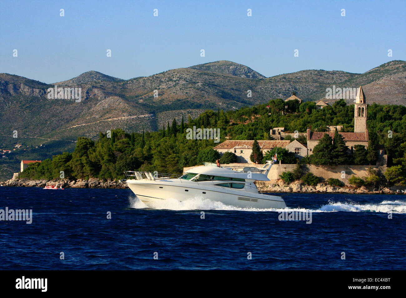Croatia, Sued-Dalmatien, Elaphiten-Archipel, Motoryacht vor Lopud Stock Photo