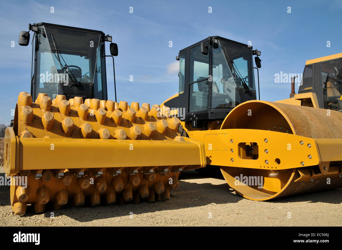 Steam roller hires stock photography and images Alamy