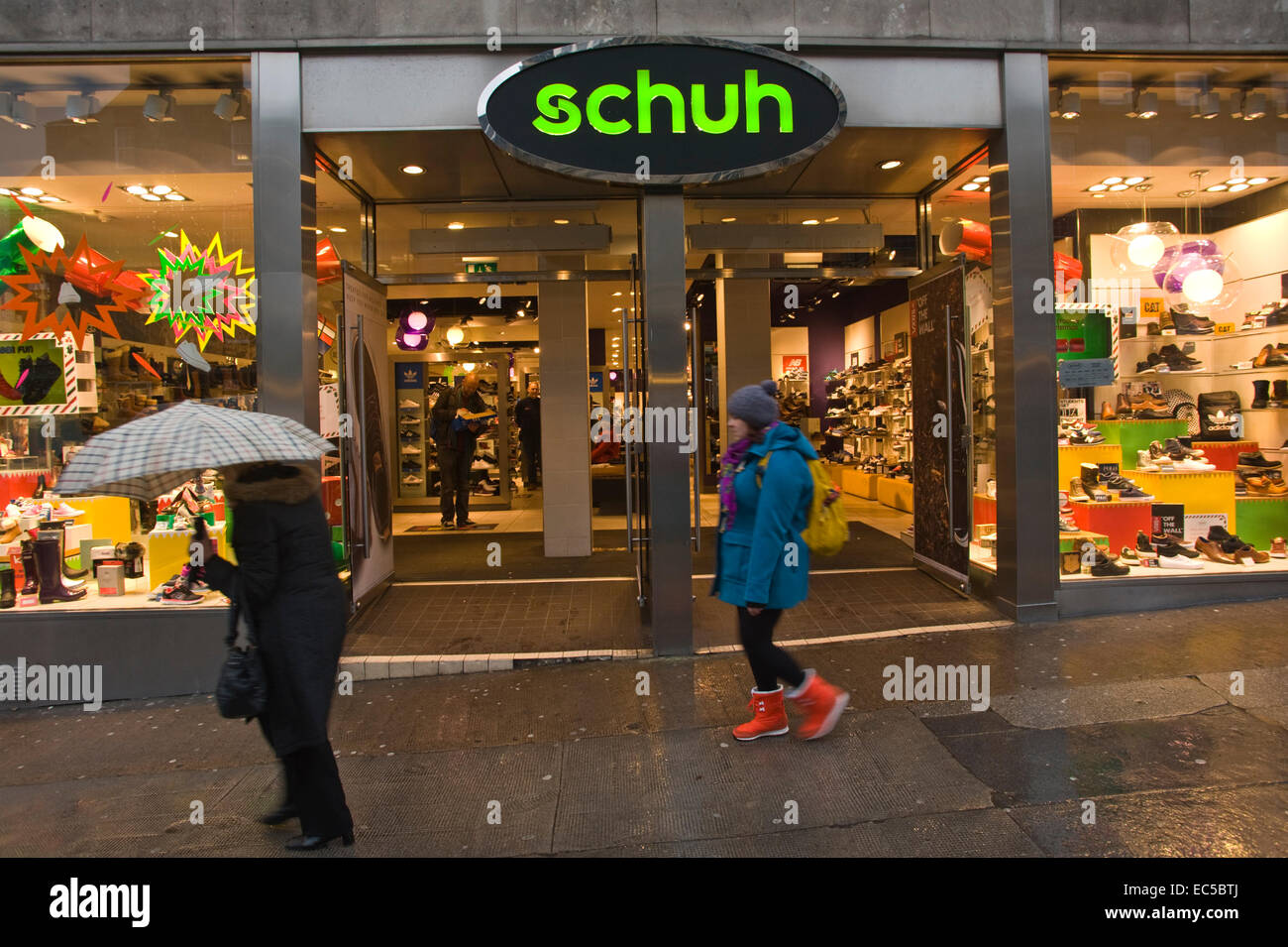 SCHUH fashion footware store in Edinburgh Scotland UK Stock Photo