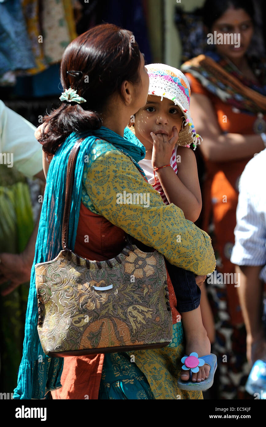Indian mother and daughter Stock Photo - Alamy