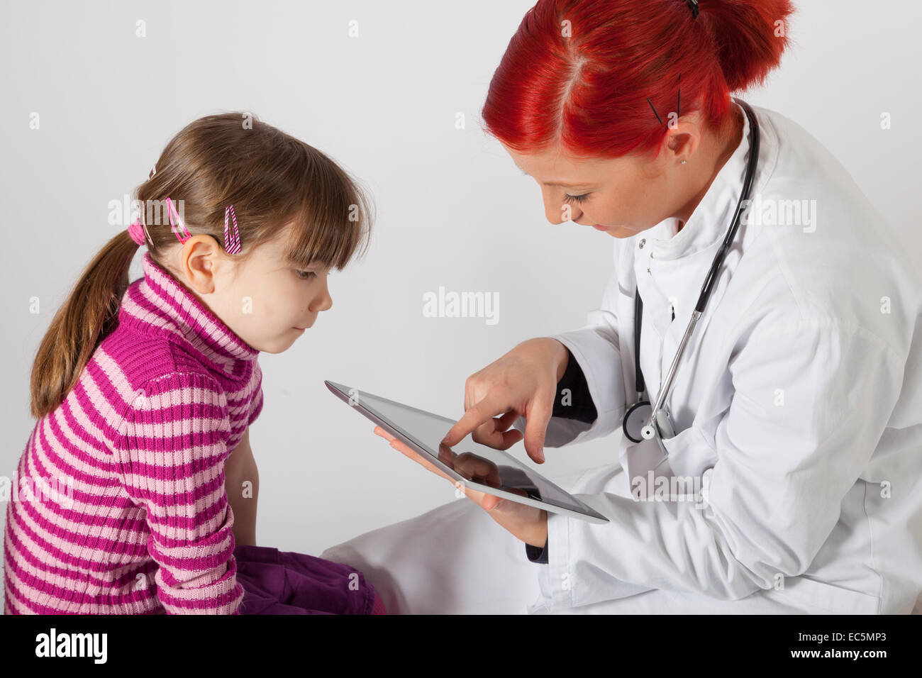 Лейла элис денмарк. Педиатру на каждый день таточенко. Педиатр написавший книгу. Педиатр написавший книгу. Педиатр написавший книгу.