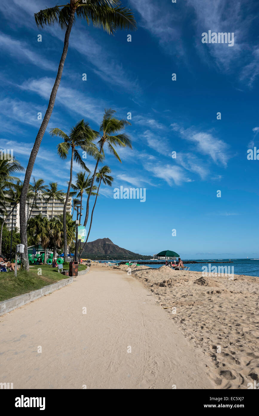 Oahu diamond head distance hi-res stock photography and images - Alamy