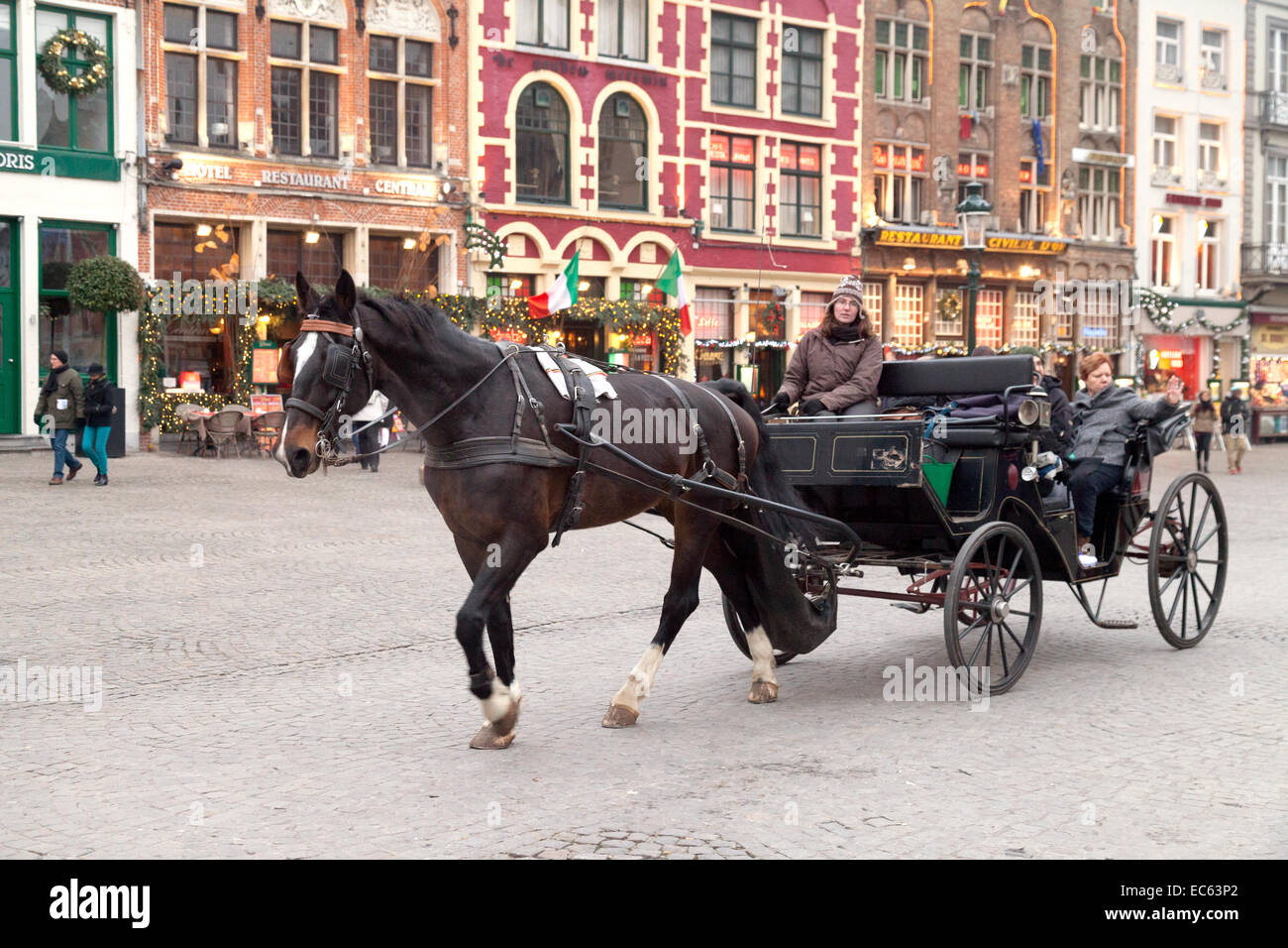 Bruges horse carriage hi-res stock photography and images - Alamy