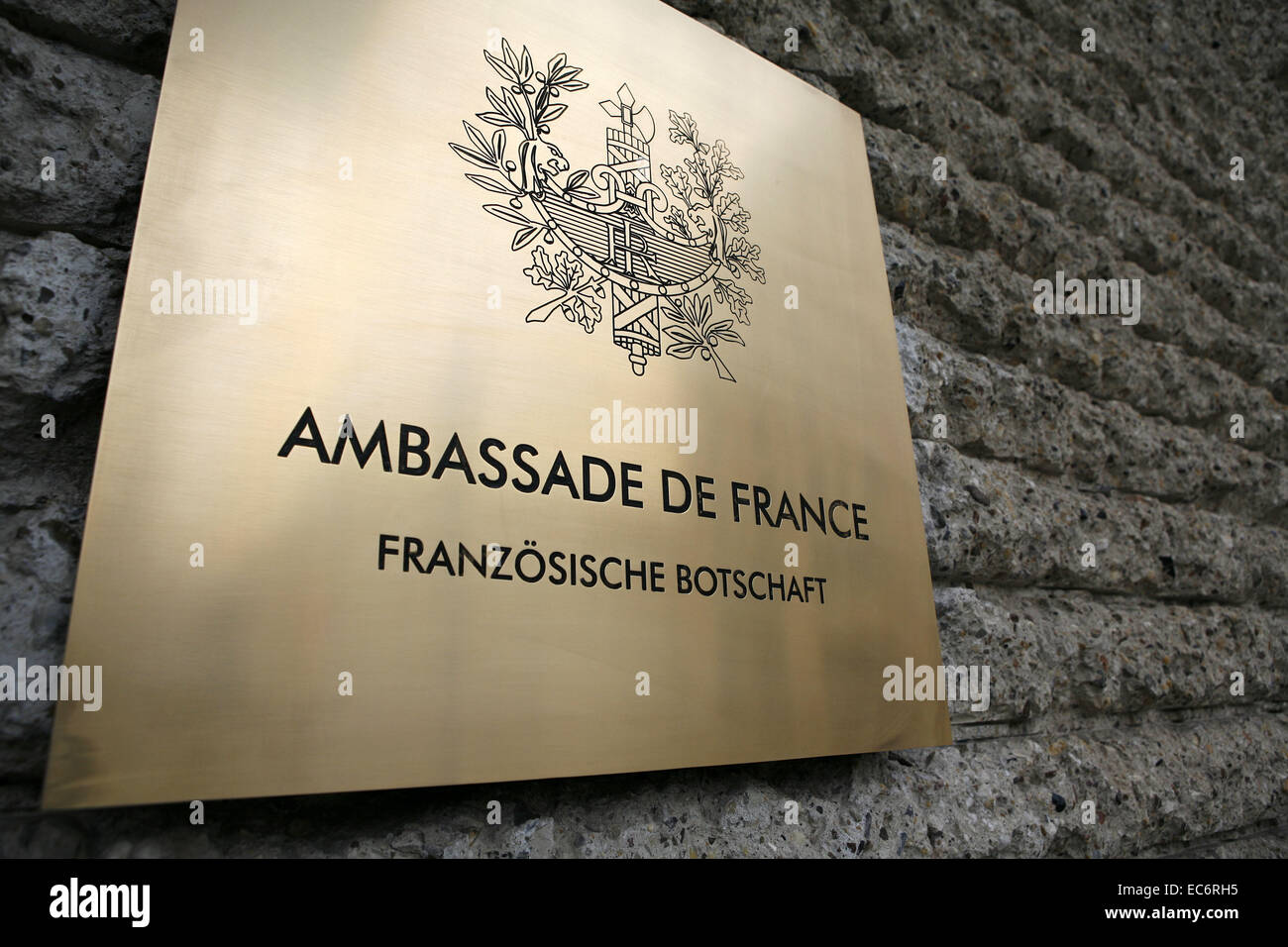 the word amp 39 ambassade de france amp 39 on metal plate at the french embassy amp 8203 amp 8203 pariser platz berlin germany Stock Photo
