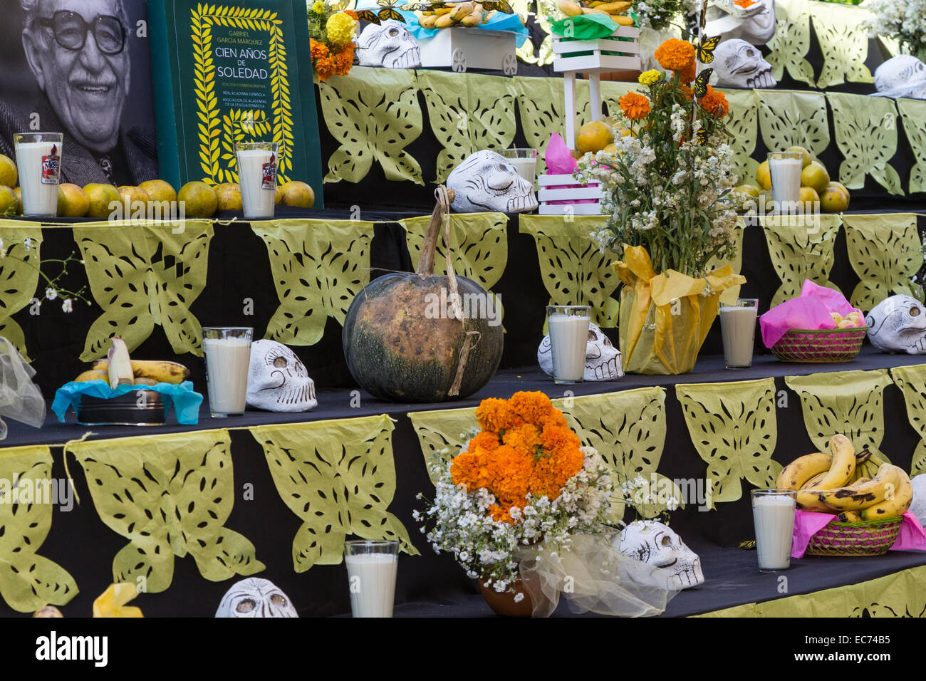 An alter honoring the dead at Plaza Guerrero during dia de los muertos celebration in Queretaro, Mexico Stock Photo