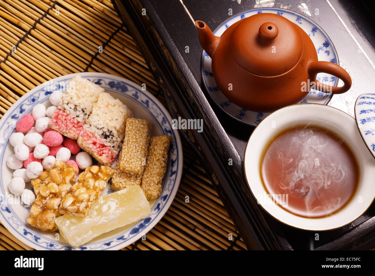 Chinese wedding tea ceremony hires stock photography and images Alamy