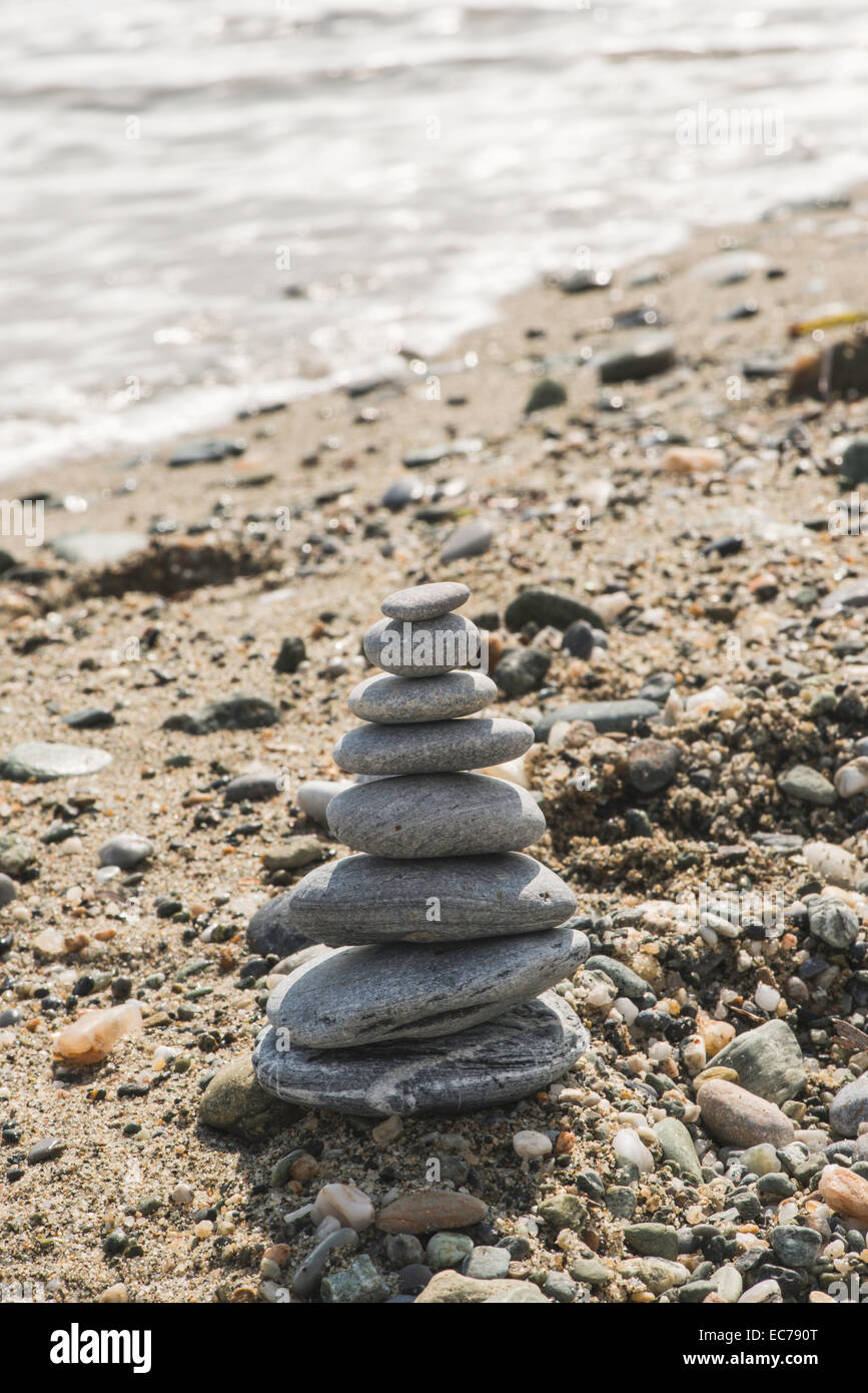 Stones sea hi-res stock photography and images - Alamy