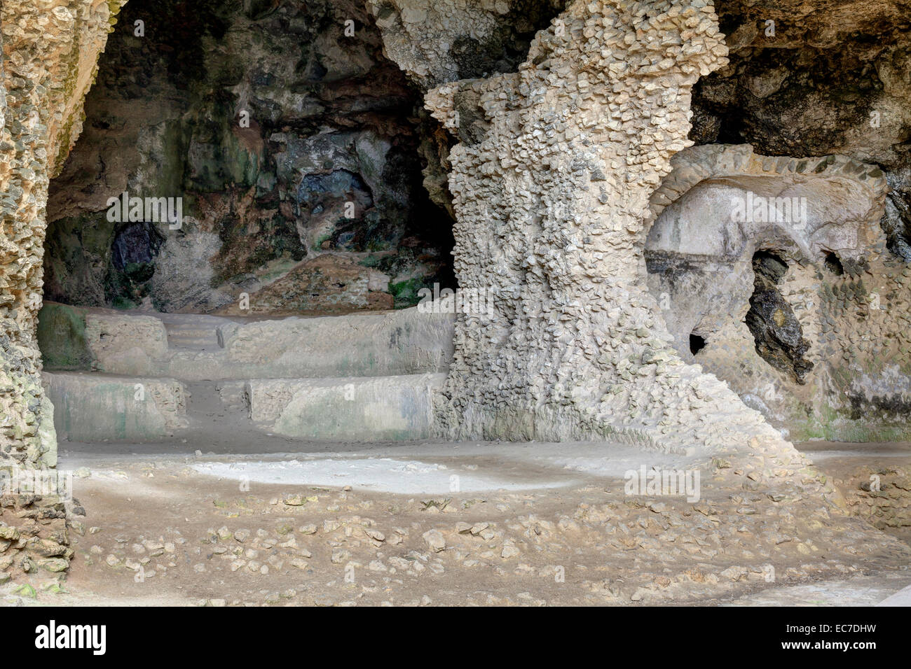 Grotta on sale raven light