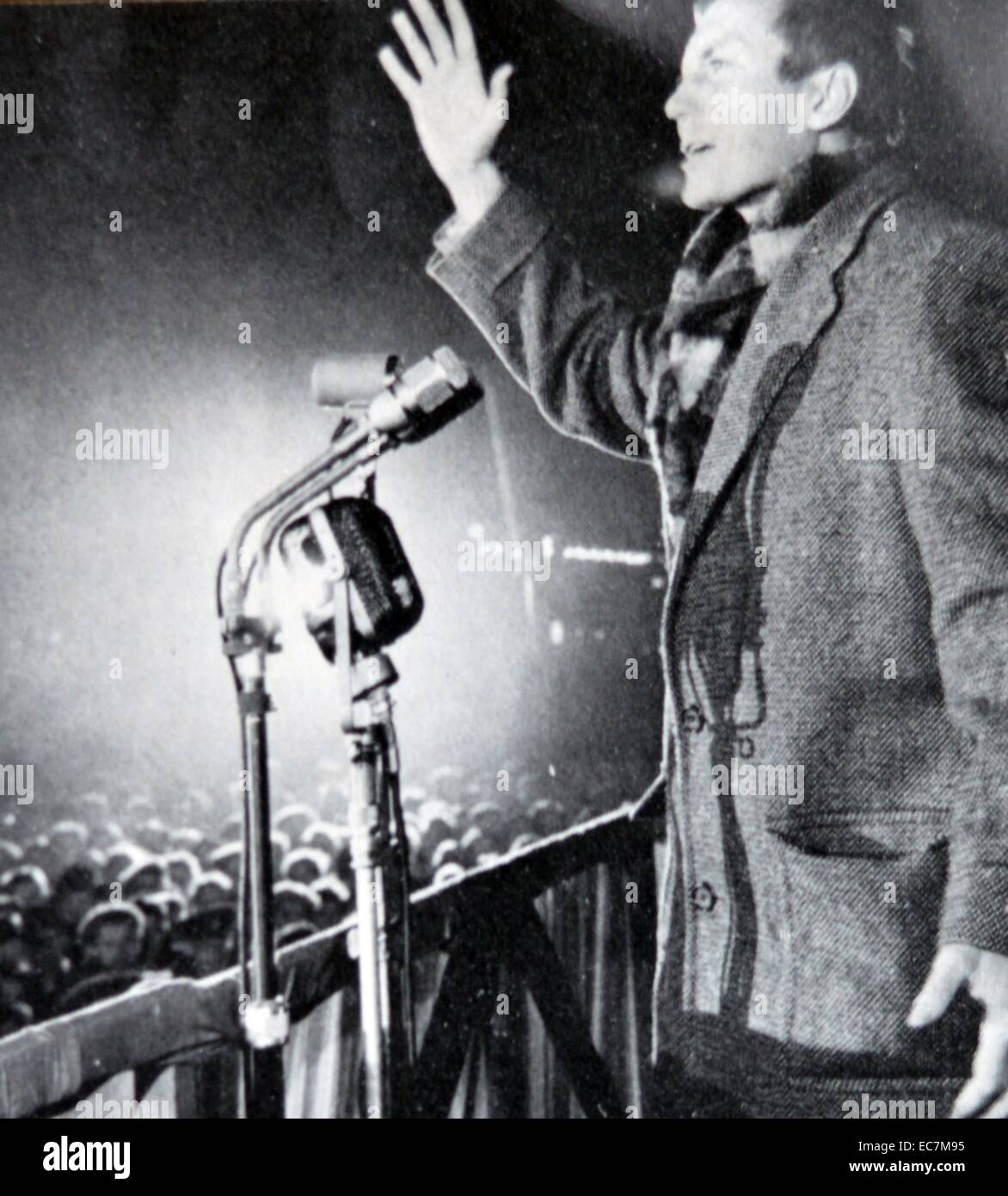 Yevgeny Yevtushenko: biography, creativity and interesting facts from the life of the poet 24 Yevgeny Yevtushenko: biography, creativity and interesting facts from the life of the poet 83