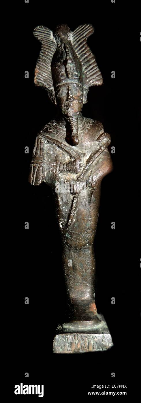 Ancient egyptian figure of a god (Osiris Stock Photo - Alamy