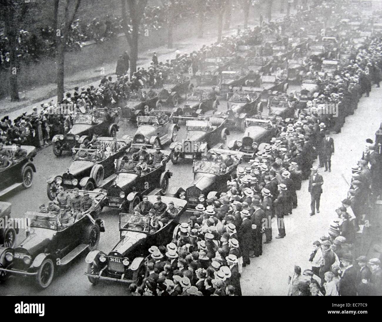 Victory parade new york 1919 hi-res stock photography and images - Alamy