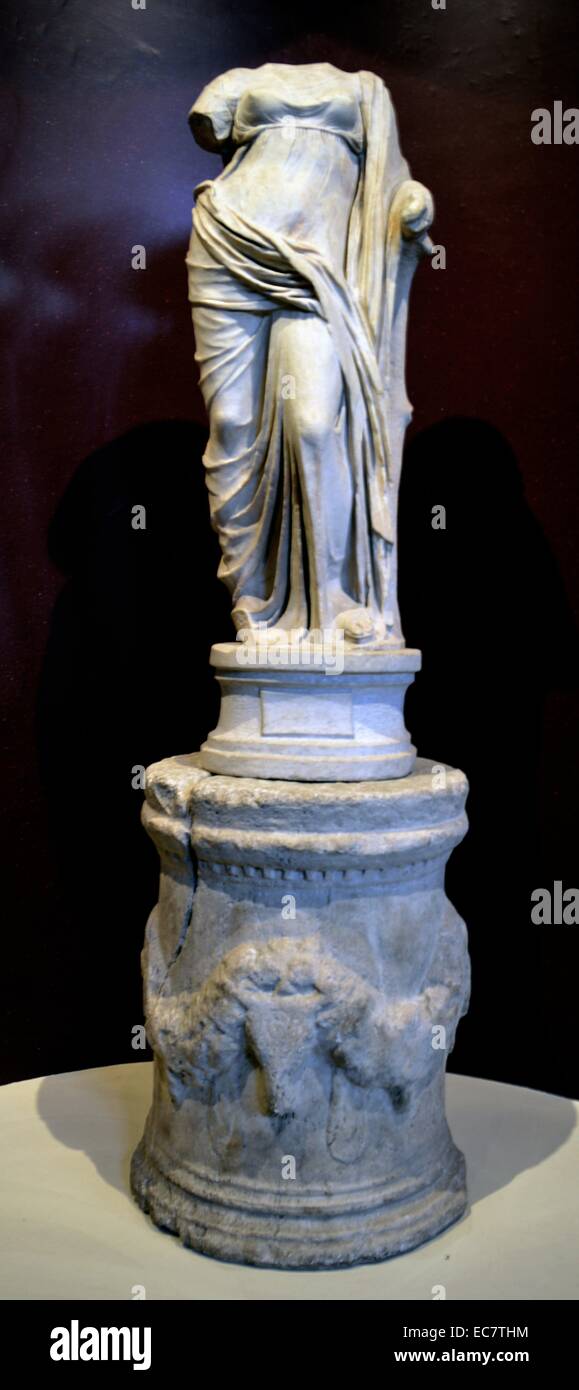 Marble statue of Aphrodite. This type, showing the goddess leaning on a