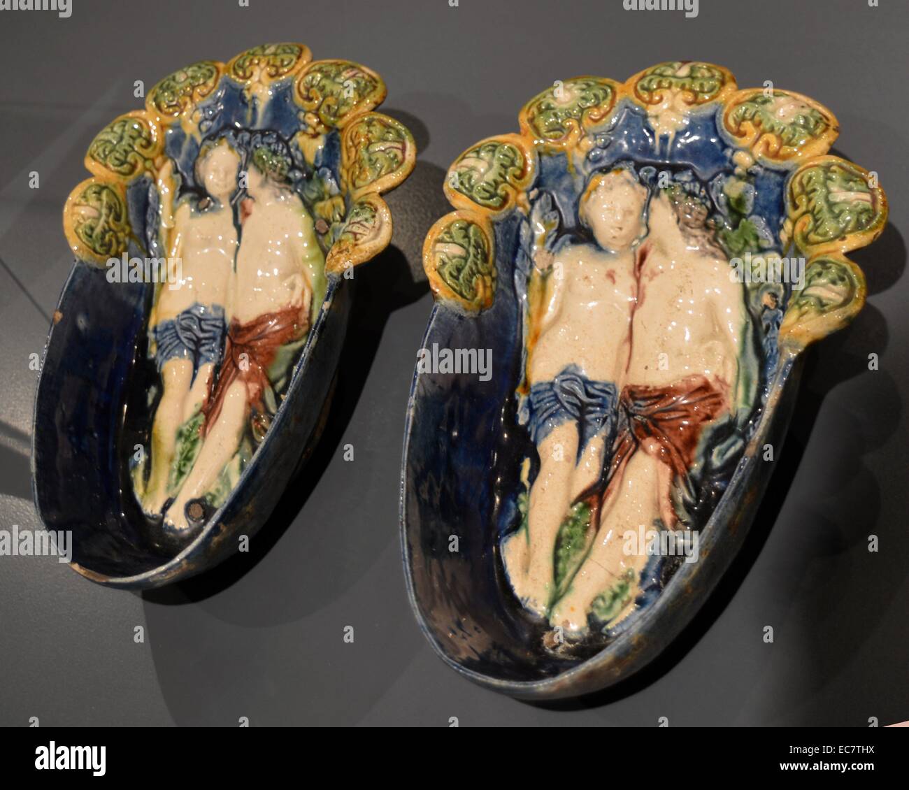 Palissy ware dishes, early 1600s, France, ceramic 1685-1585-6. Stock Photo