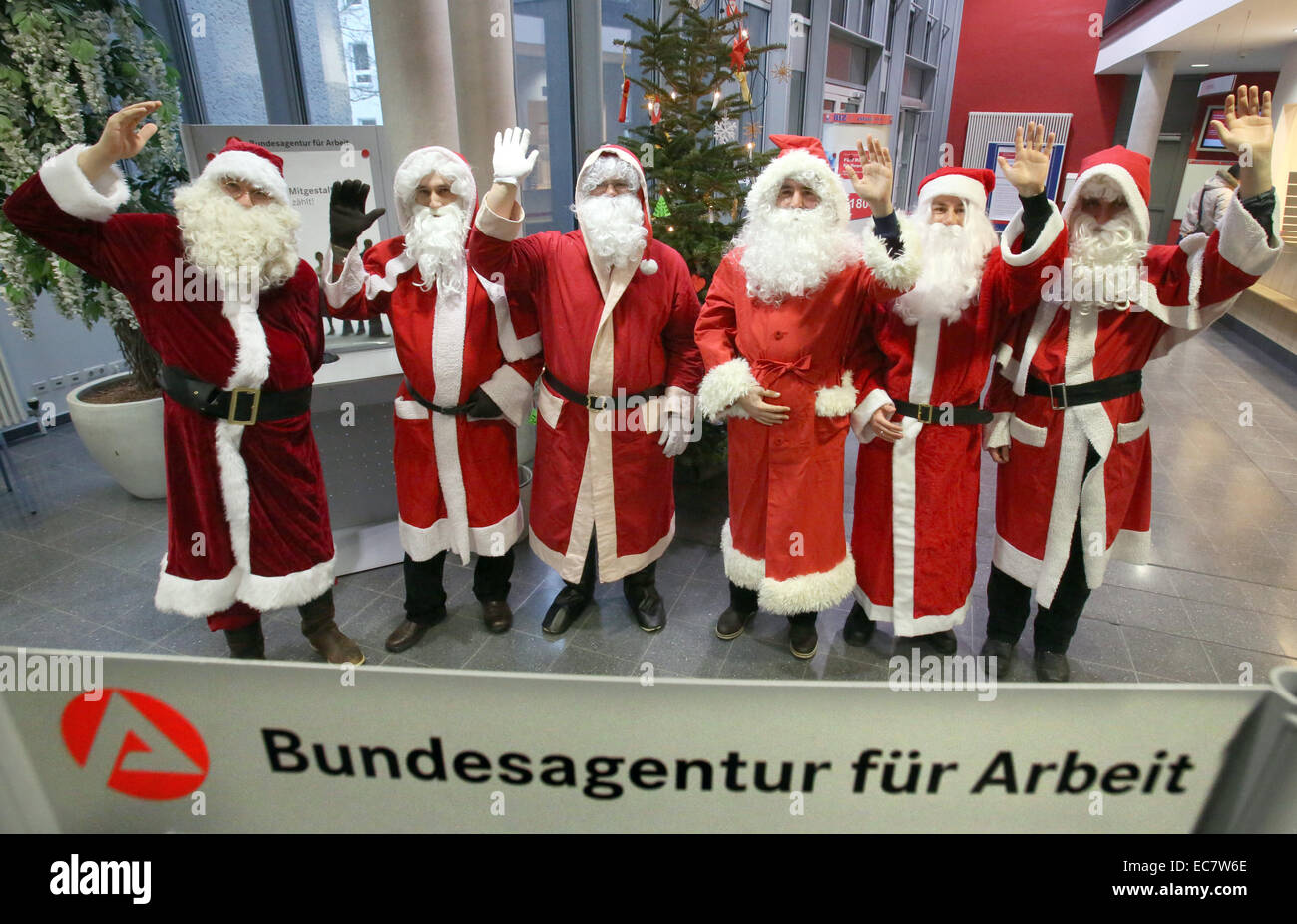 Rostock, Germany. 10th Dec, 2014. Santa Clauses, who will be given job