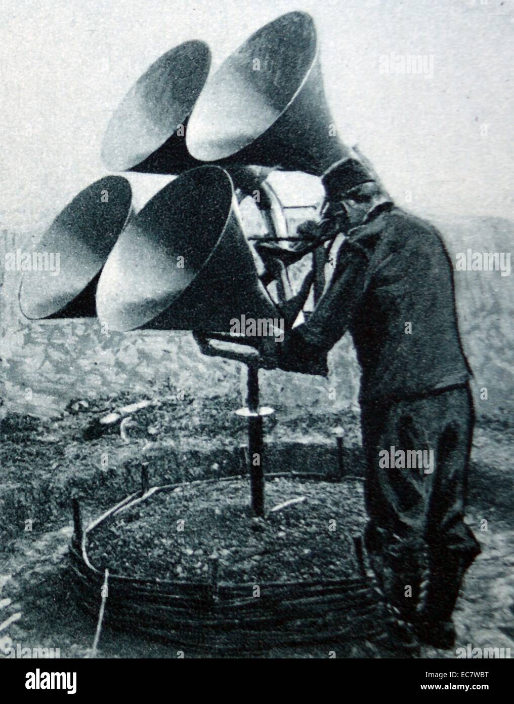 world war one listening device to detect enemy aircraft Stock Photo Alamy