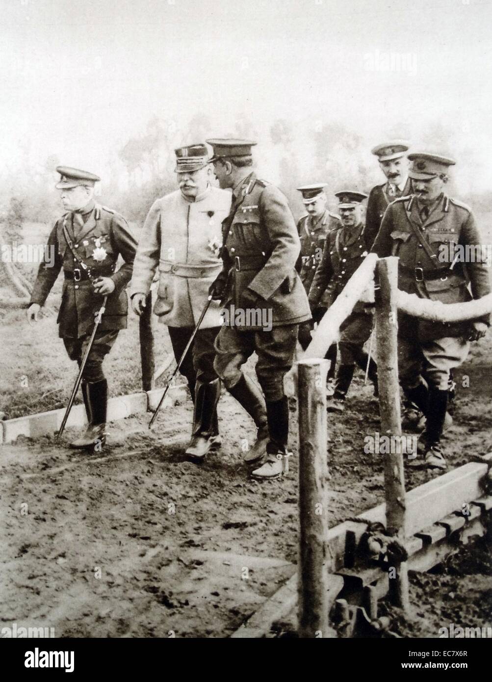Allied generals Douglas Haig and General Foch at the battle front world war one 1915 Stock Photo