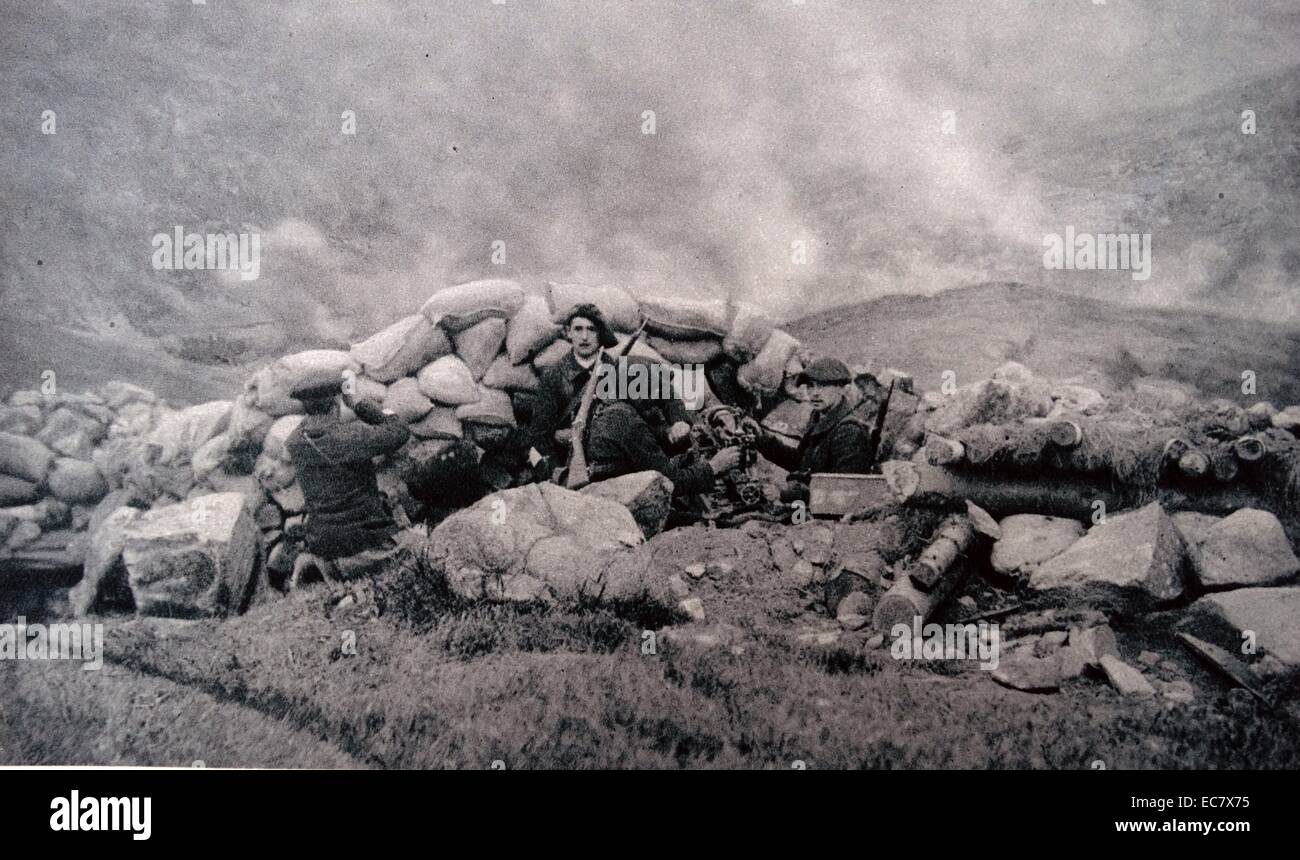French  artillery position bombards German trenches on Braunkopf Hill;   Alsace;   during World War One 1915 Stock Photo