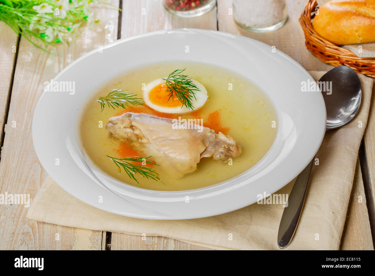 Chicken broth hires stock photography and images Alamy