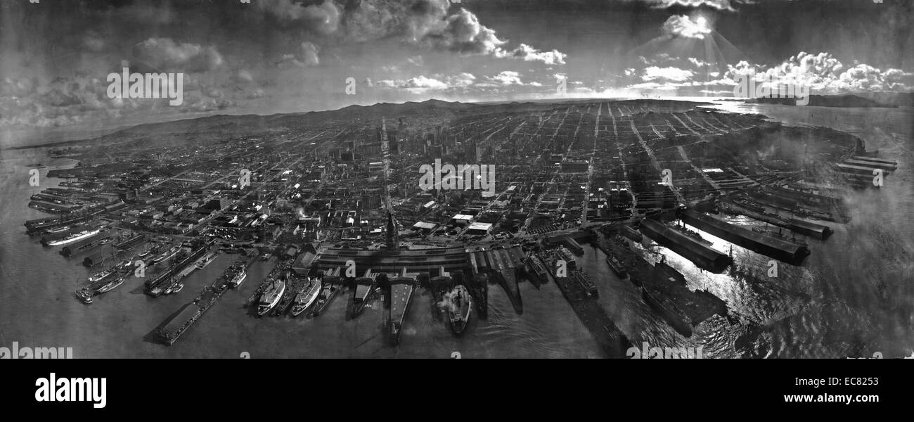 Panoramic image of San Francisco after the devastating earthquake of 1906. The earthquake had a magnitude of 7.8 on the richter scale. It's said to have killed more than 3000 people. Stock Photo