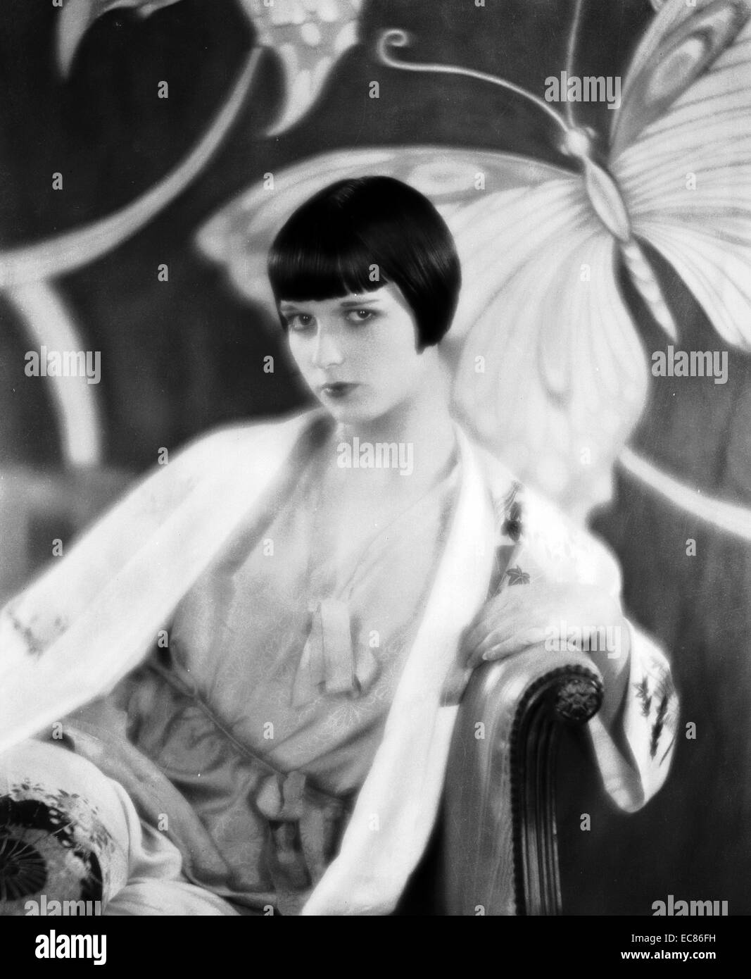 Photograph of Louise Brooks (1906-1985) American dancer, actress and fashion icon. Dated 1928 Stock Photo