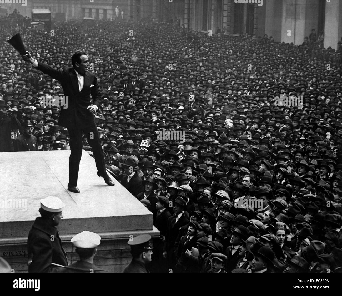 Photograph of Douglas Fairbanks at the Third Liberty Loan rally for funds. Dated 1918 Stock Photo