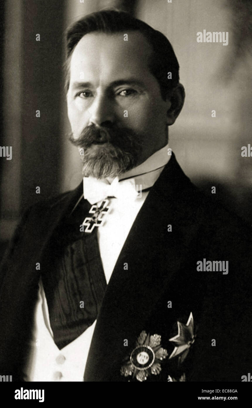 Photograph of Antanas Smetona (1874 – January 9, 1944) Lithuanian political figures between World War I and World War II. He served as the first President of Lithuania from April 4, 1919 to June 19, 1920. He again served as the last President of the country from December 19, 1926 to June 15, 1940, before its occupation by the Soviet Union. Dated 1920 Stock Photo