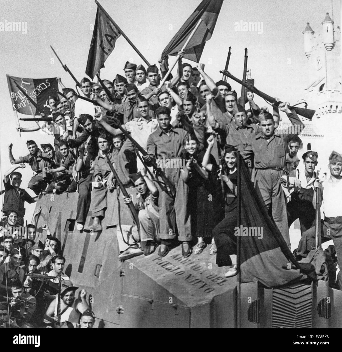 SPANISH CIVIL WAR (1936-1939) Anarchist fighters from the National Confederation of Labour in Barcelona in July 1936 Stock Photo