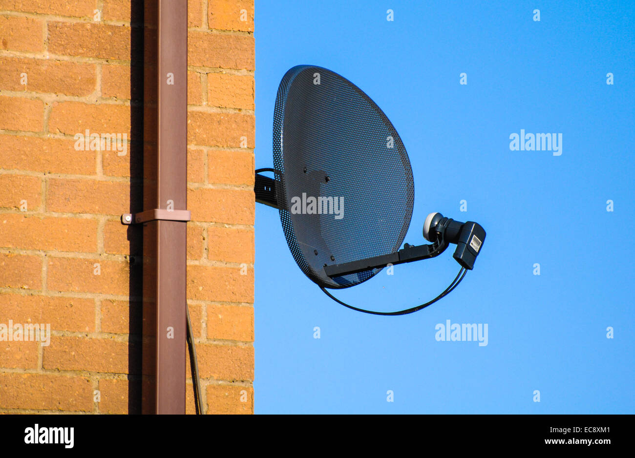 Sky Tv High Resolution Stock Photography and Images Alamy