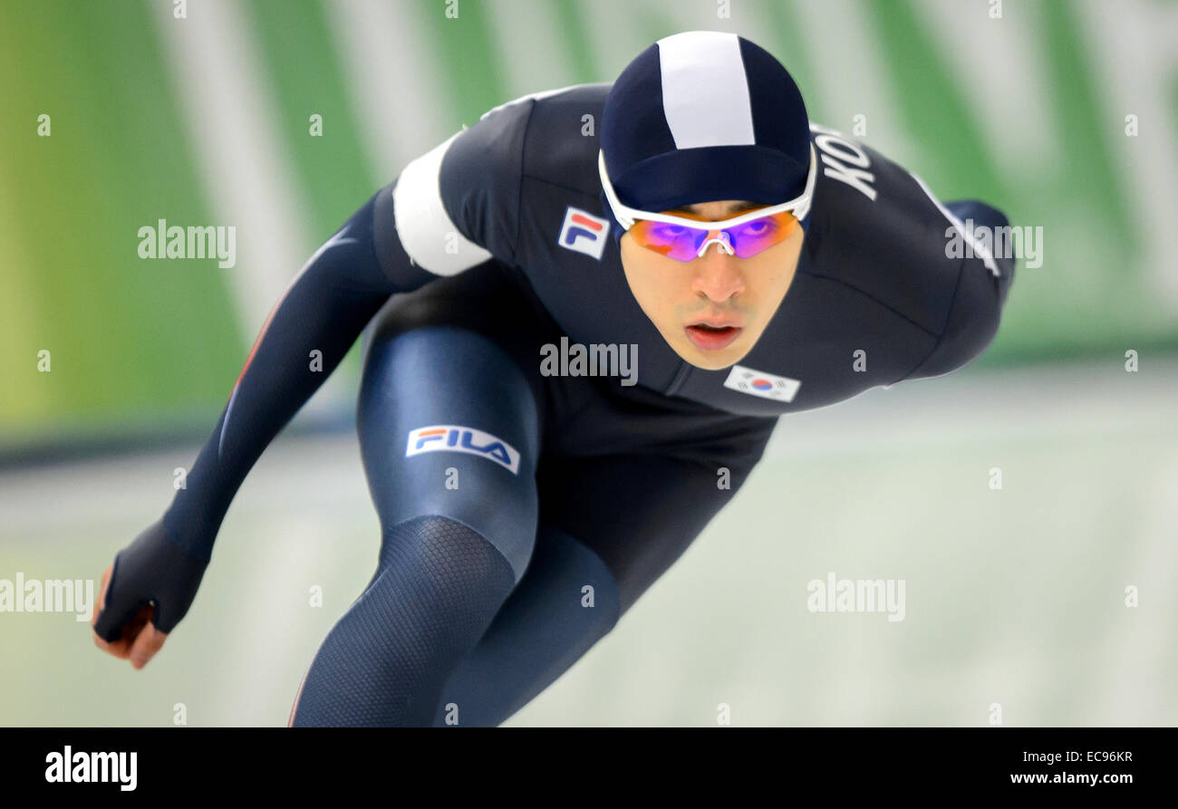 Berlin, Germany. 6th Dec, 2014. Speed skater Seung-Hoon Lee of South ...