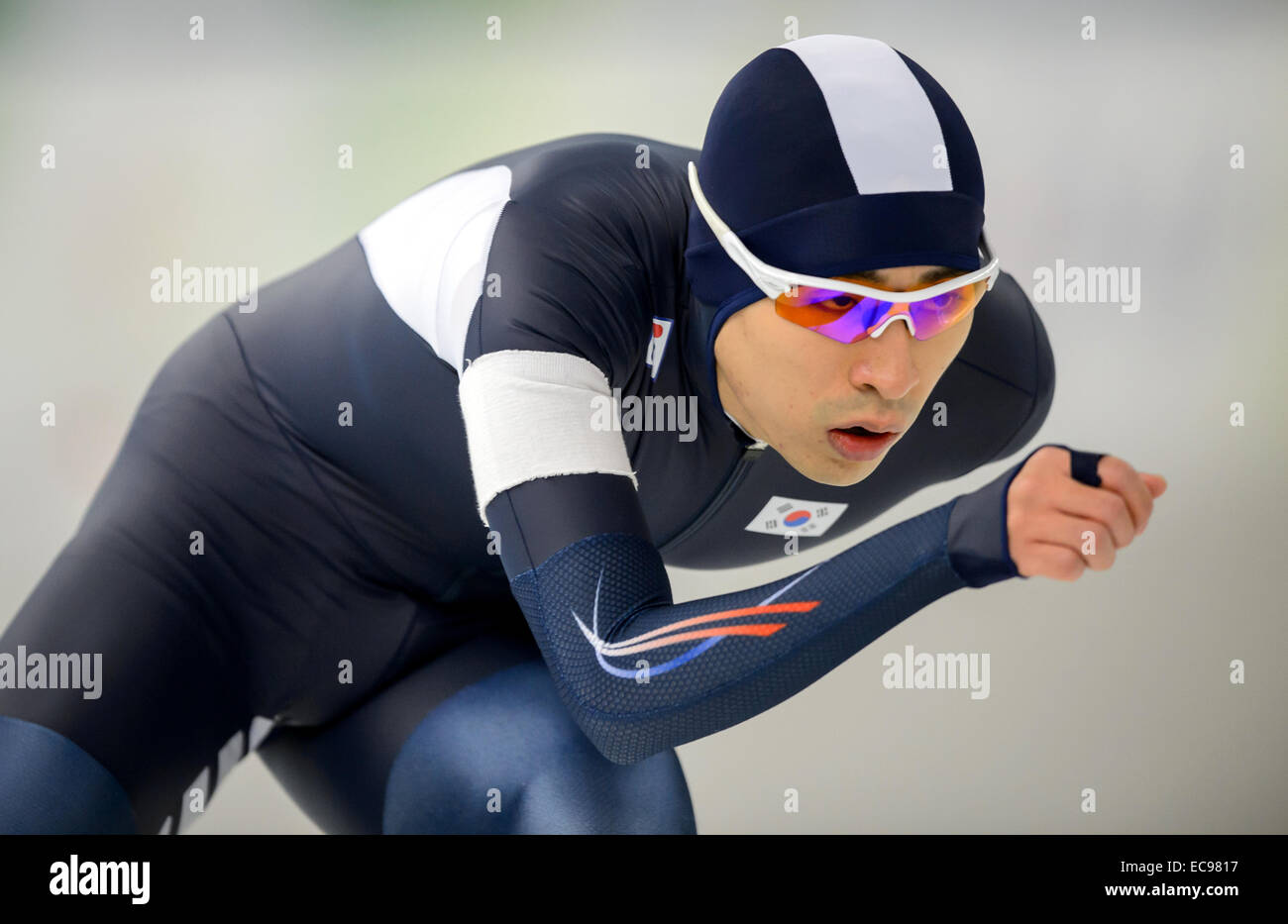 Berlin, Germany. 6th Dec, 2014. Speed skater Seung-Hoon Lee of South ...