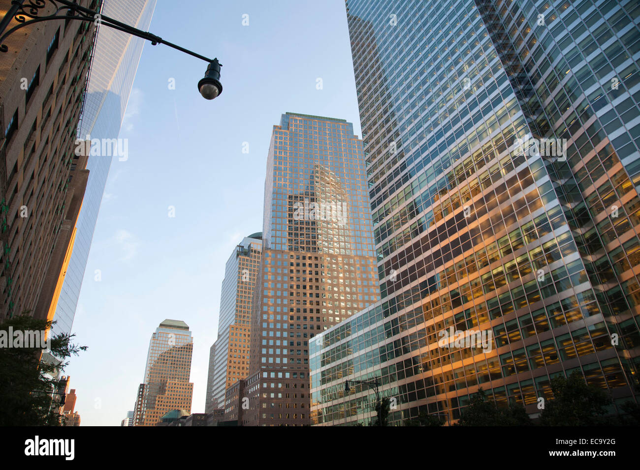 Manhattan skyscrapers hi-res stock photography and images - Alamy