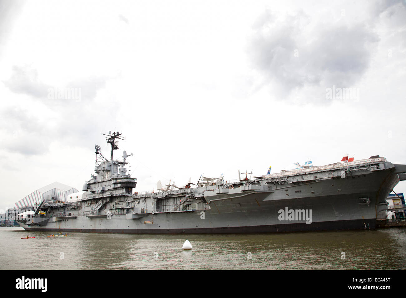 intrepid warship now sea air space museum, hudson river coast, Manhattan, New York, Usa, America Stock Photo