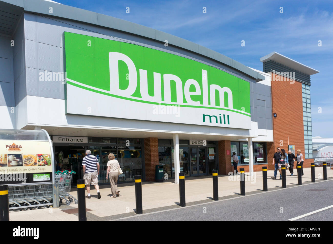 Sign over entrance to Dunelm Mill store, Westwood Retail Park in Broadstairs. Stock Photo