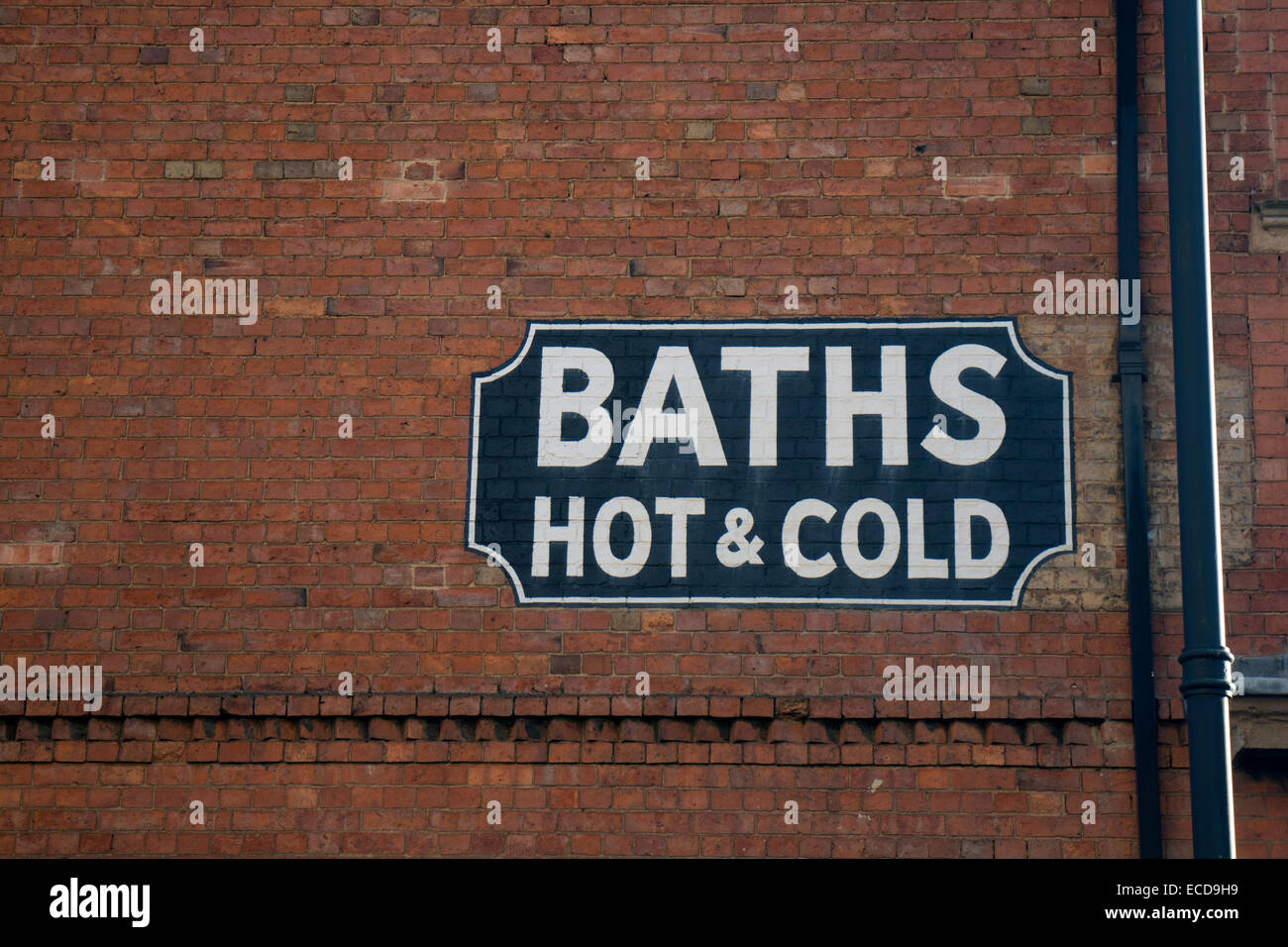 Hot cold baths sign painted hires stock photography and images Alamy