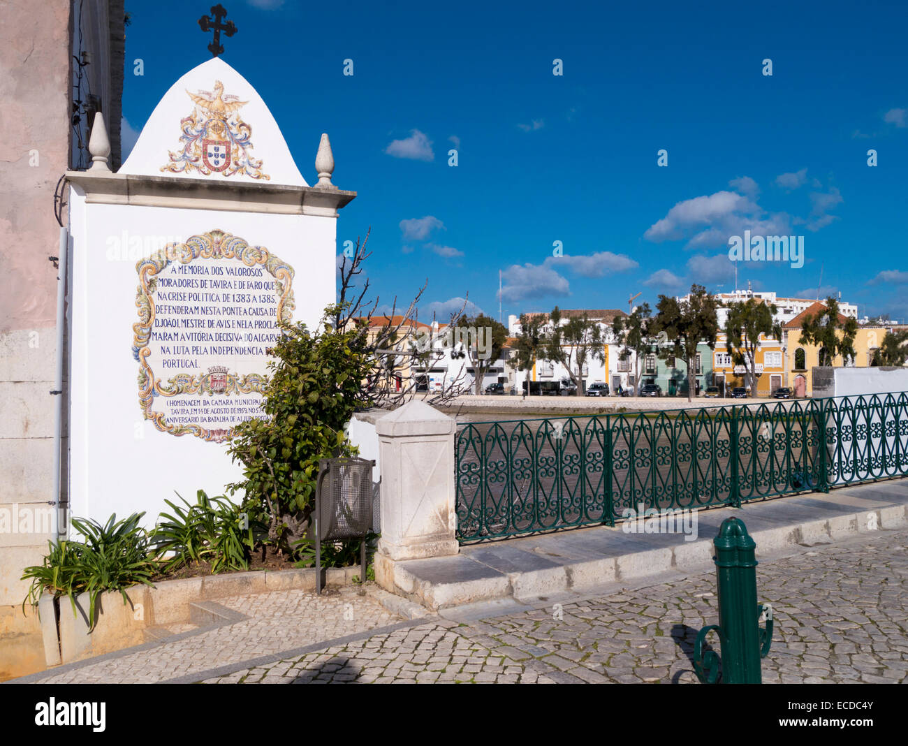 Memorial at end of Roman Bridge over Rio Gilao, Tavira, Algarve, Portugal, February 2014 Stock Photo