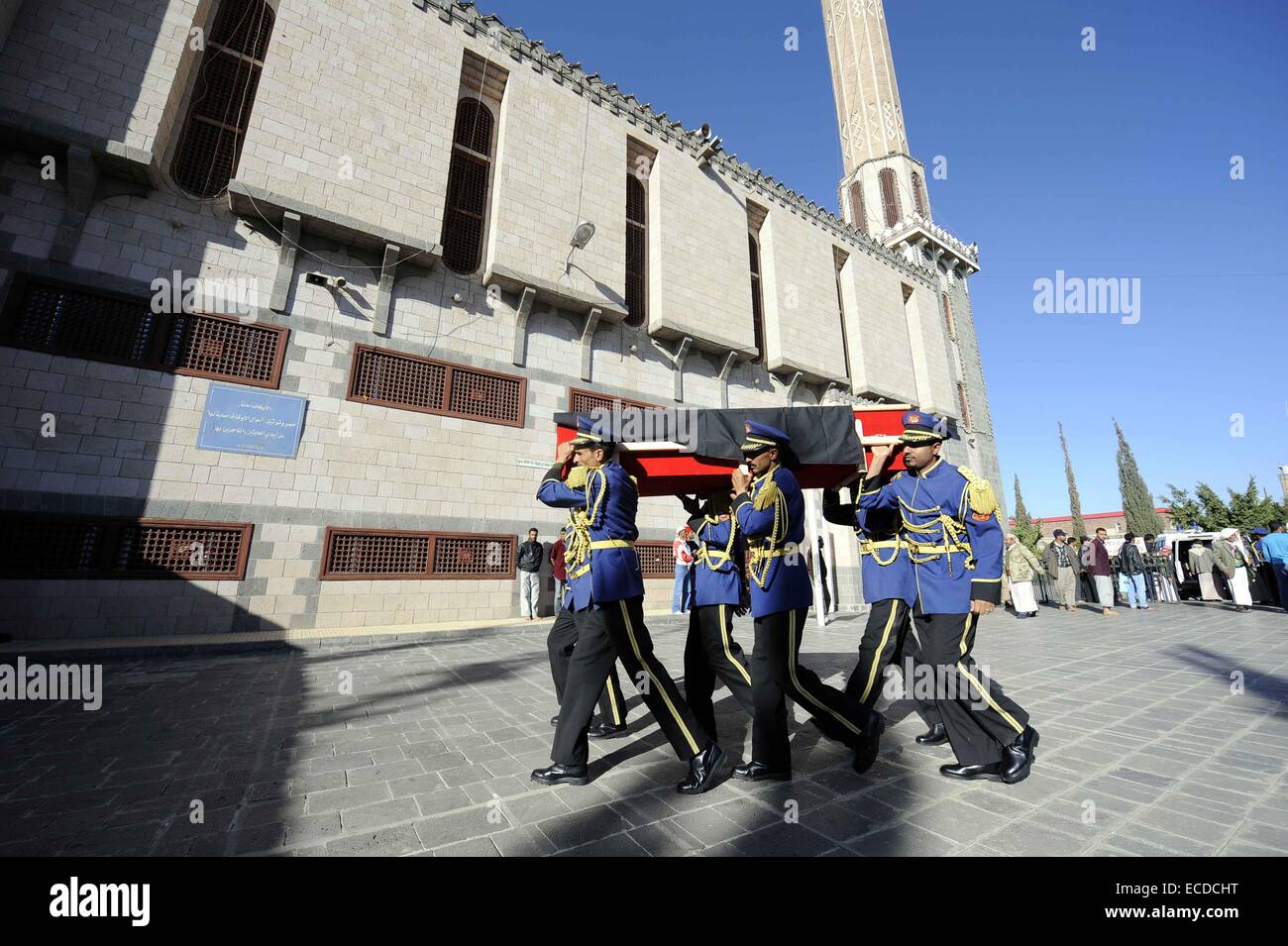 Military base checkpoint hires stock photography and images Alamy