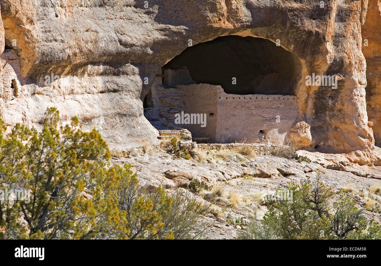 Mogollon stone dwelling, Gila Cliff Dwellings National Monument, New Mexico USA Stock Photo
