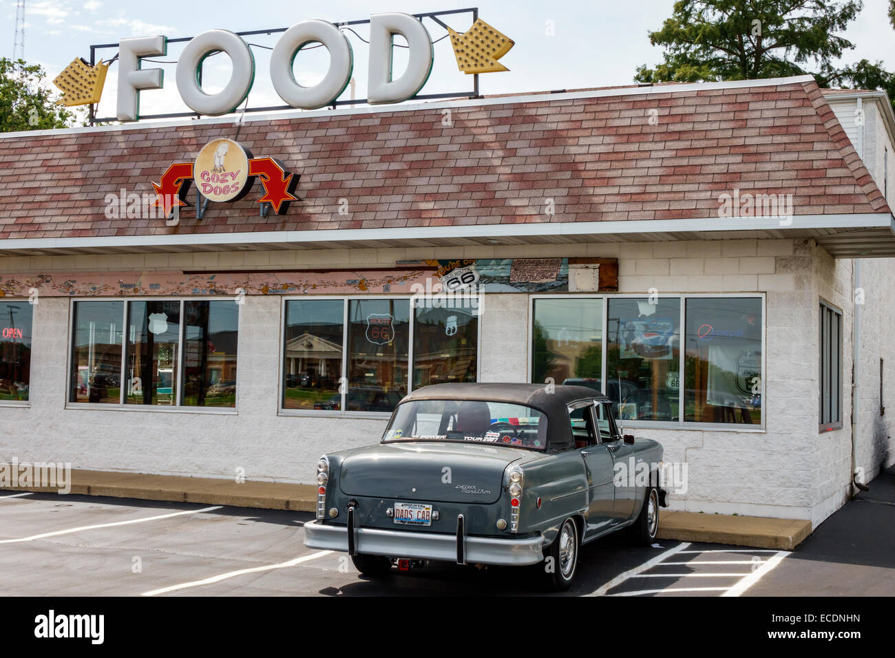 Springfield Illinois,historic highway Route 66,Cozy Drive In,restaurant restaurants food dining cafe cafes,Checker,car,IL140903063 Stock Photo