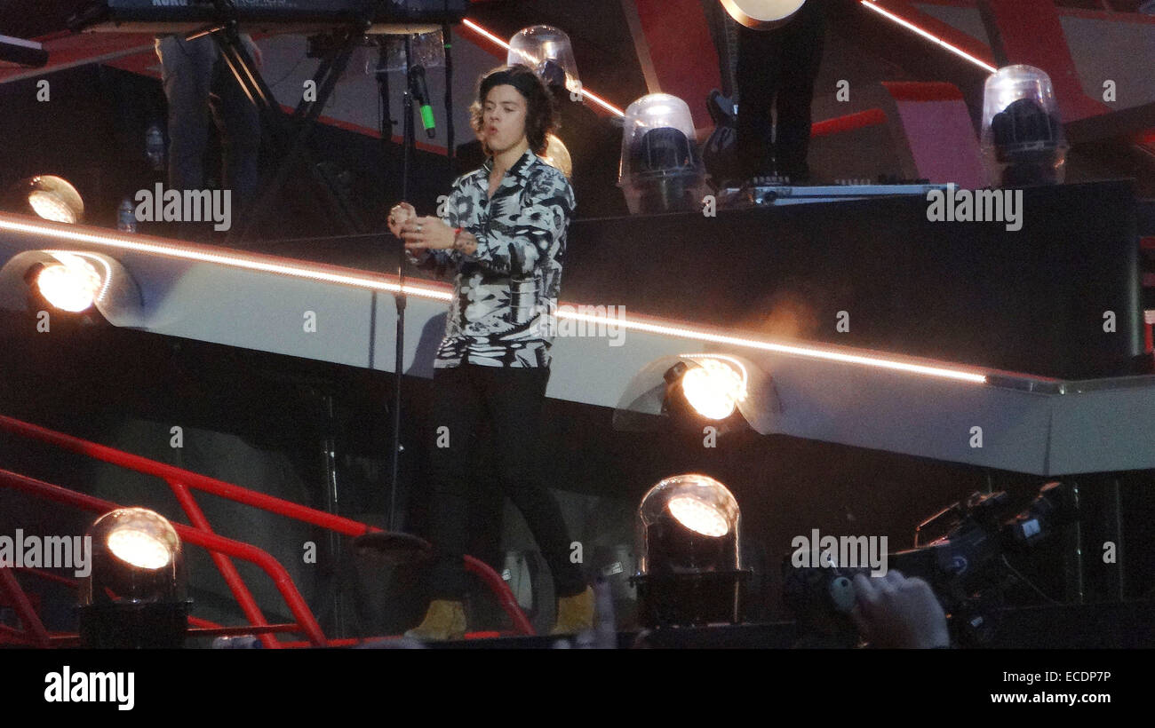 One Direction Perform Live In Concert At Wembley Stadium Featuring Stock Photo Alamy One Direction Perform Live In Concert At Wembley Stadium Featuring Stock Photo Alamy
