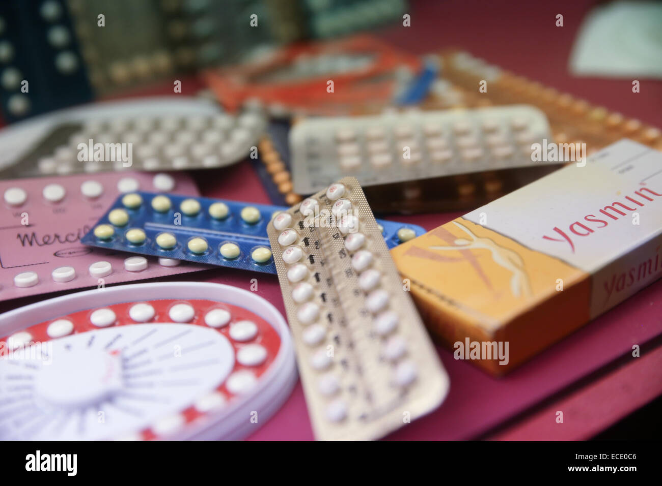 contraceptive drugs birth control pills Stock Photo