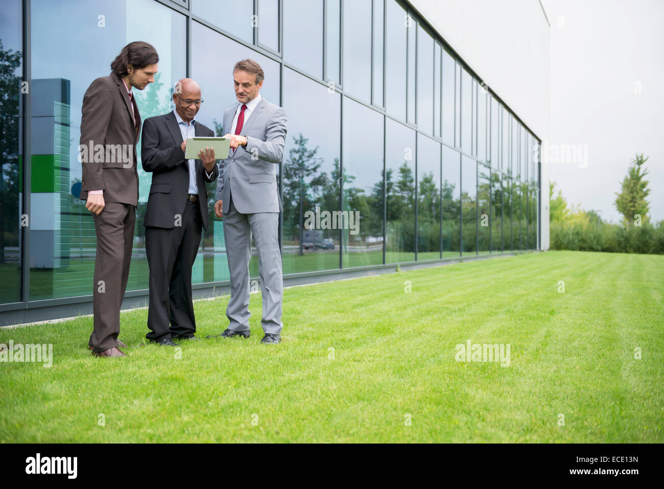 Multi Racial Group High Resolution Stock Photography and Images - Alamy