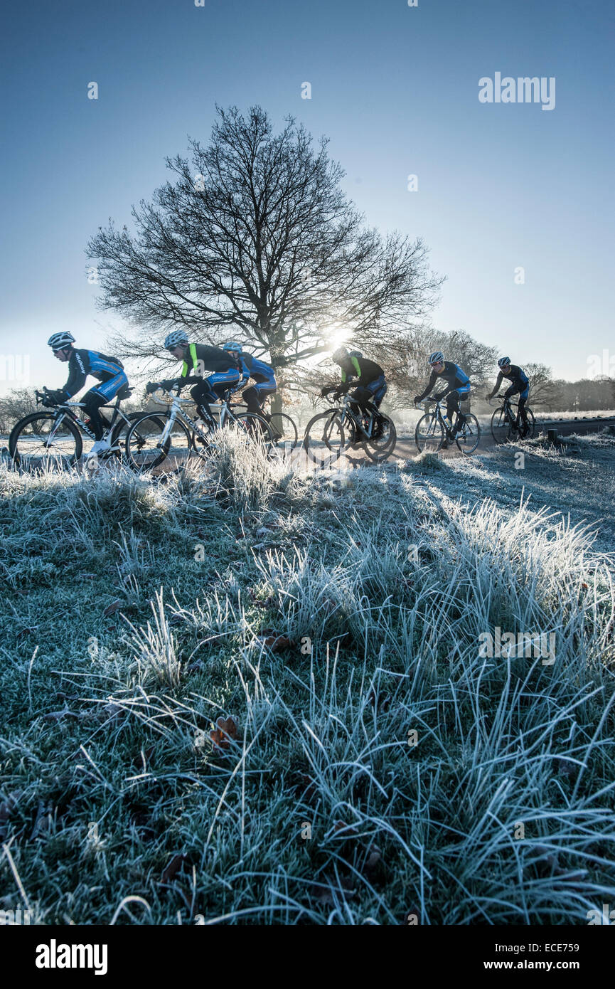 Cold cycle hires stock photography and images Alamy